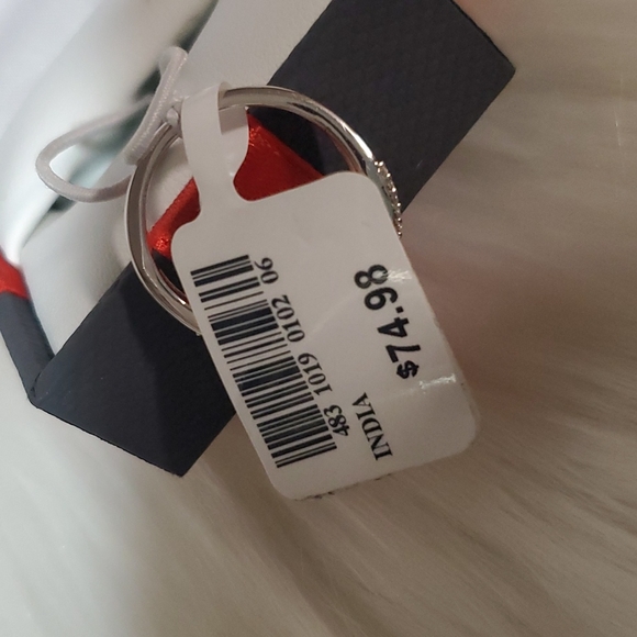 ❤White Sapphire Ring NWT ❤ - Picture 6 of 6